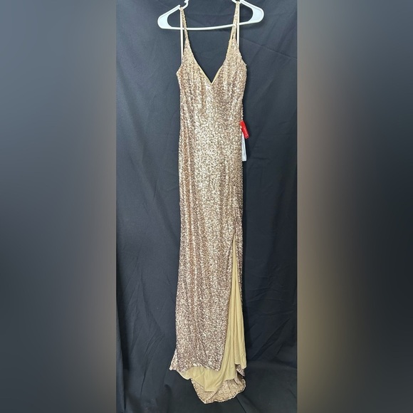 IEENA FOR MAC DUGGAL 26476 NWT High Slit Spaghetti Strap Gown - Picture 4 of 7